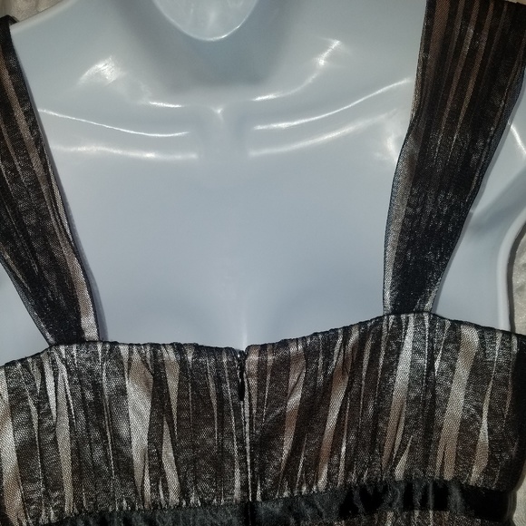 Beautiful Black Cocktail Dress size 3/4 - Picture 4 of 5